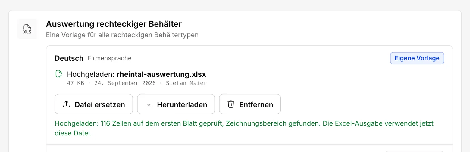 Nach dem Hochladen einer Vorlage an den Platz Deutsch: das Etikett Eigene Vorlage, der Dateiname und darunter die Zeile Hochgeladen